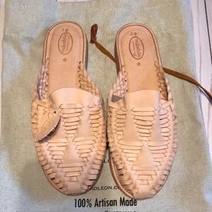 Brand new Mikoleon Huaraches